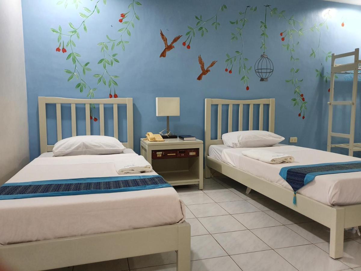 Riverview Resort And Conference Center Calamba  Bagian luar foto