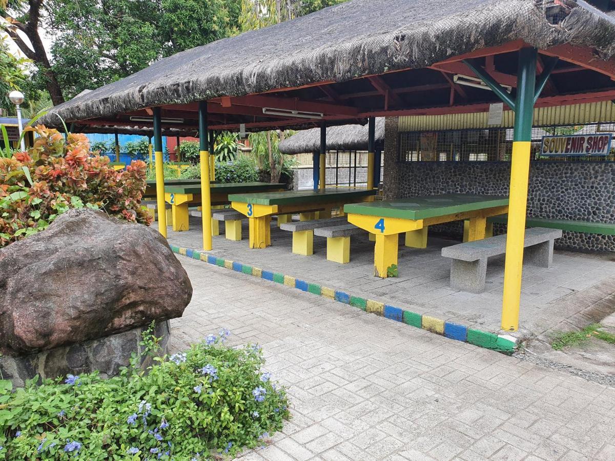 Riverview Resort And Conference Center Calamba  Bagian luar foto