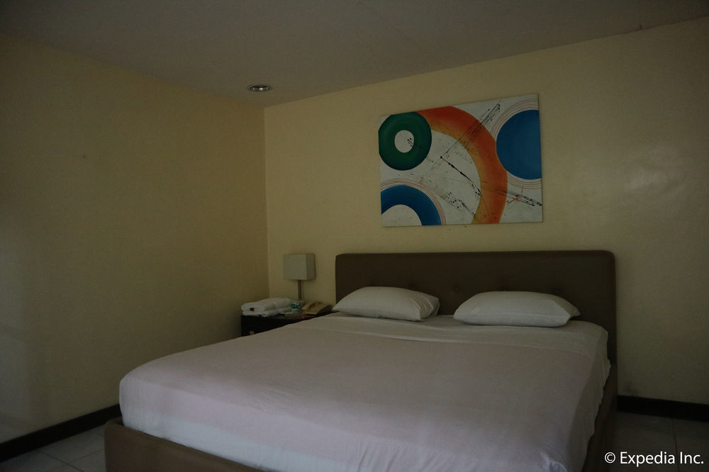 Riverview Resort And Conference Center Calamba  Bagian luar foto